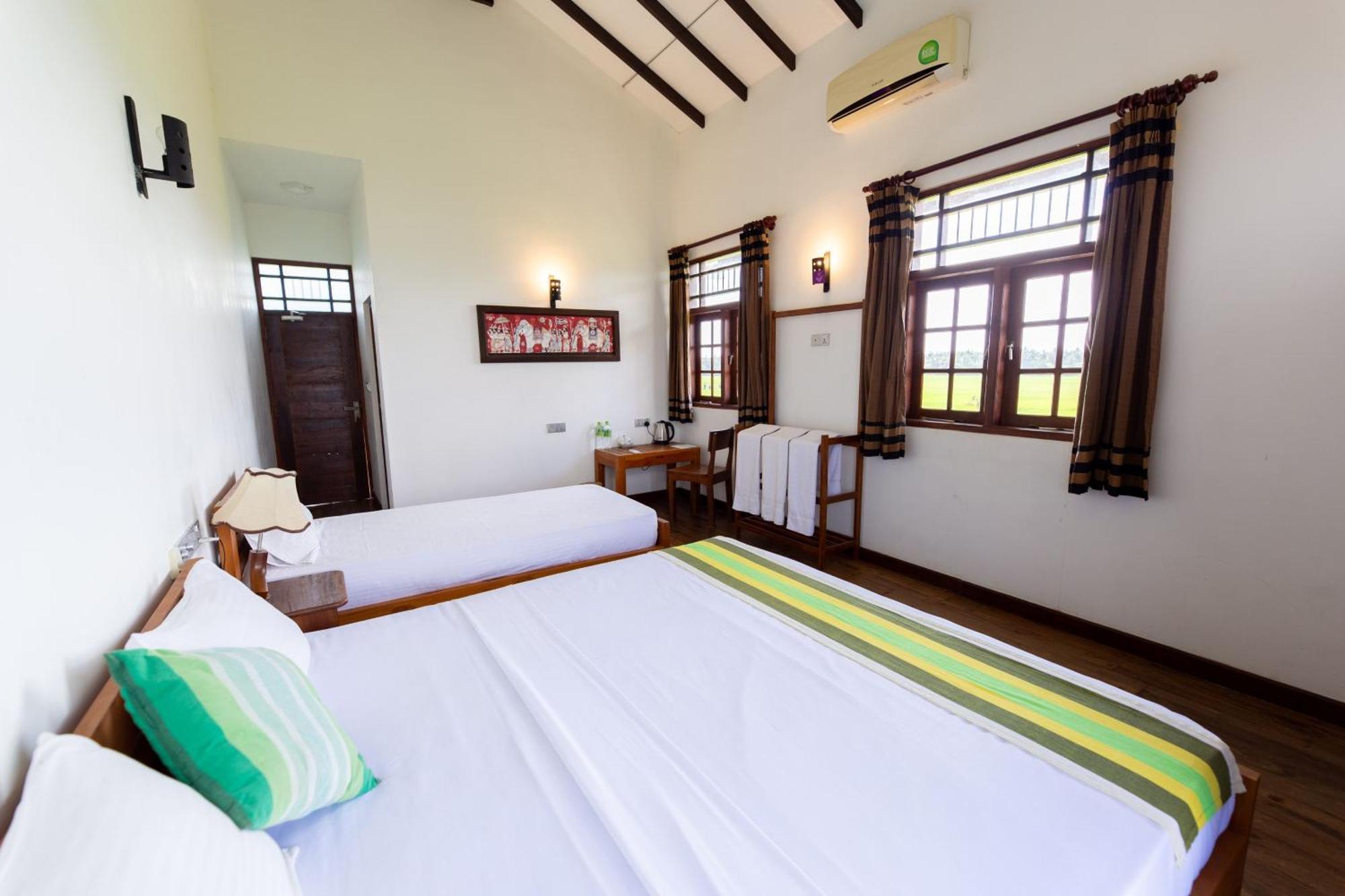 Serene Park Hotel By Ark Tissamaharama Esterno foto